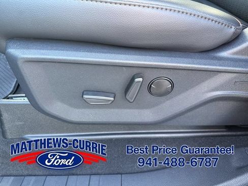 New 2026 Ford F250 Lariat w/ Black Appearance Package AWD/4WD image 10