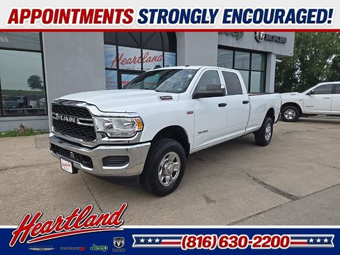 Used 2022 RAM 2500 Tradesman AWD/4WD image 1