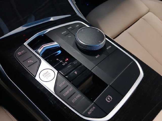 Used 2024 BMW M340i w/ Driving Assistance Package RWD image 10
