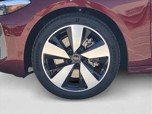 New 2025 Audi A5 2.0T Premium image 9