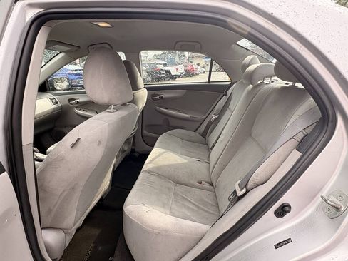Used 2011 Toyota Corolla LE FWD image 20