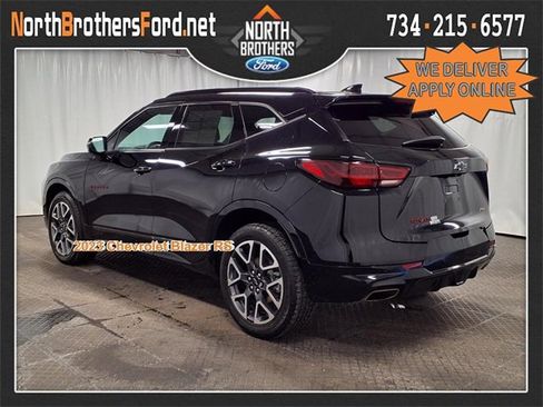 Used 2023 Chevrolet Blazer RS image 2