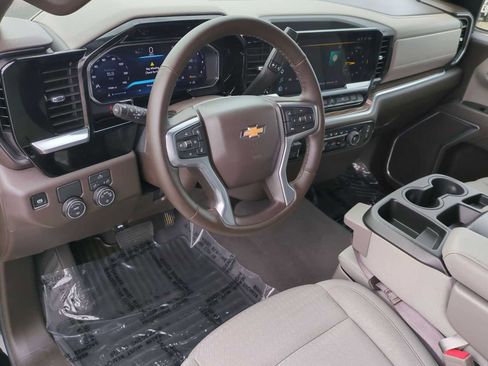 Used 2026 Chevrolet Silverado 1500 LT RWD image 12