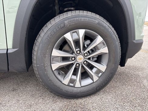 New 2026 Chevrolet Equinox LT w/ LPO, Floor Liner Package image 11