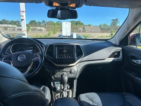 Used 2014 Jeep Cherokee Limited AWD/4WD image 4