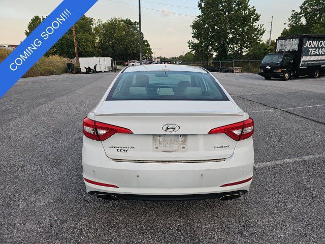 Used 2017 Hyundai Sonata Limited w/ Ultimate Package 04 FWD image 4