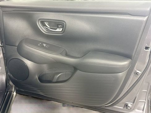 Certified 2023 Honda HR-V LX image 30
