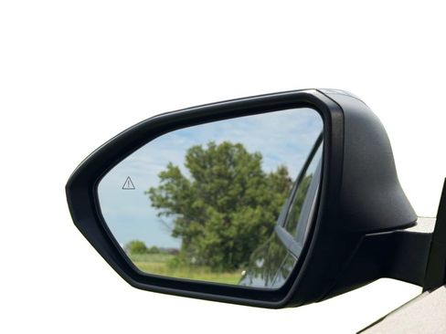 Used 2025 Hyundai Tucson SE AWD/4WD image 19