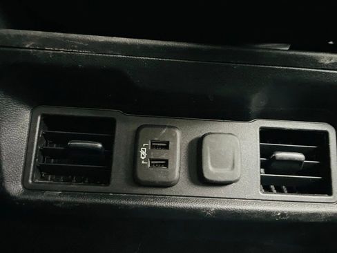 Used 2021 GMC Sierra 1500 Elevation image 15