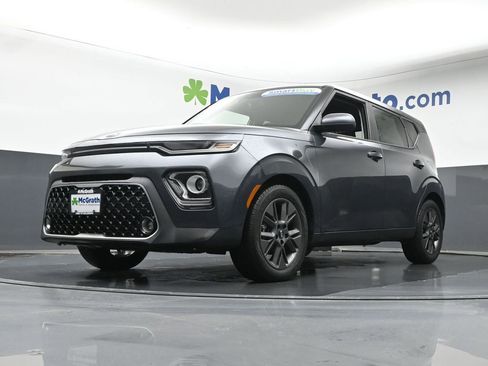 Used 2020 Kia Soul EX image 6