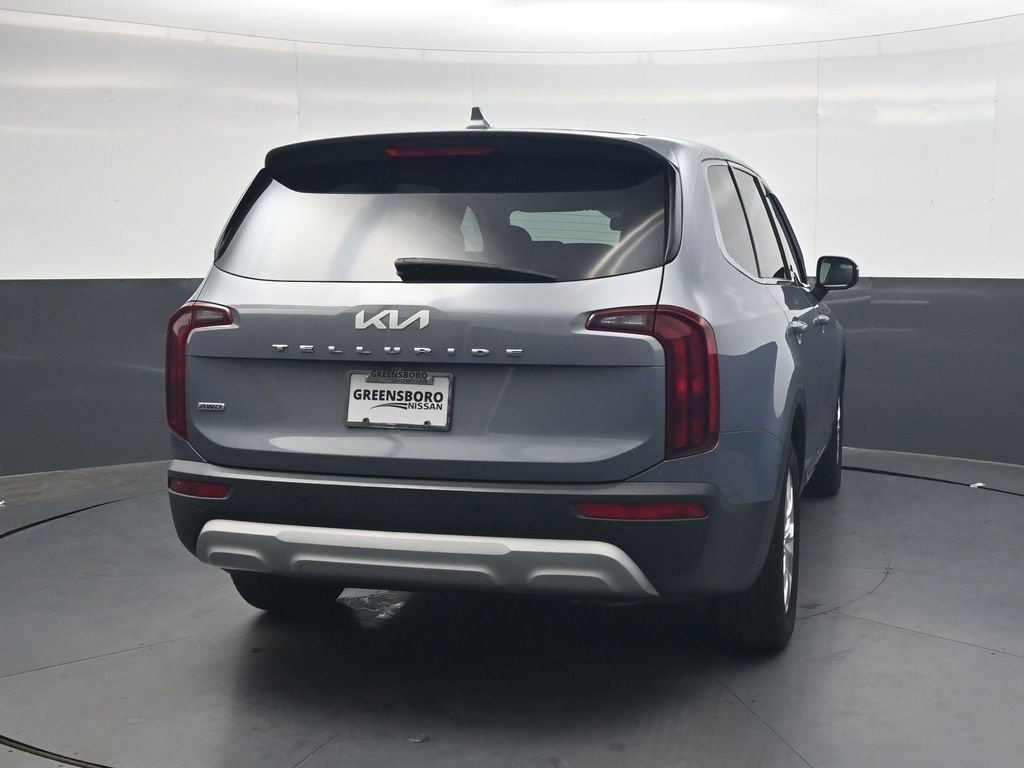 Used 2022 Kia Telluride LX AWD/4WD image 5