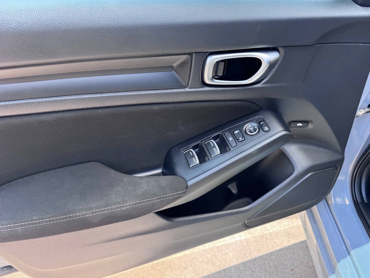 Used 2022 Honda Civic Sport image 9