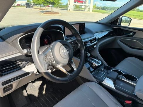 Used 2024 Acura MDX FWD w/ Technology Package image 4