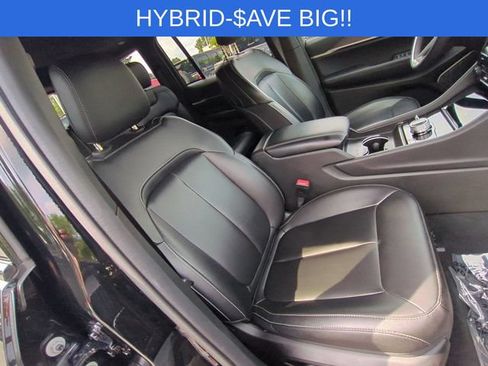 Used 2024 Jeep Grand Cherokee Limited 4xe AWD/4WD image 37