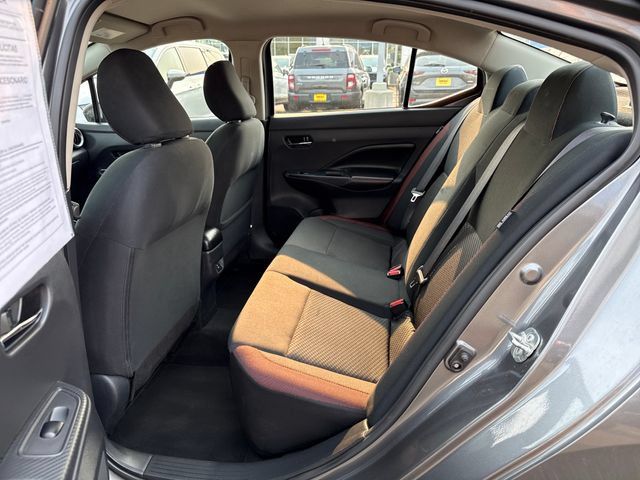 Used 2024 Nissan Versa SR FWD image 14
