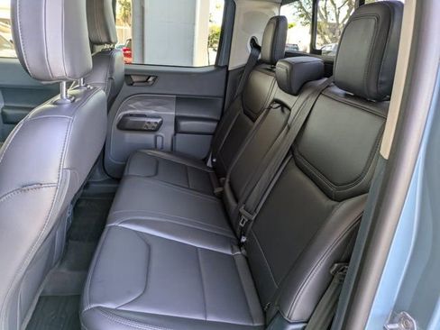 Certified 2023 Ford Maverick Lariat w/ Lariat Luxury Package image 18