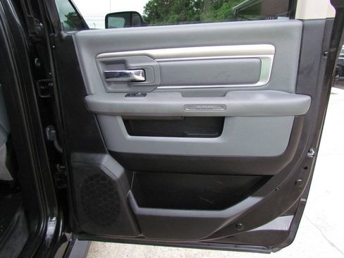 Used 2018 RAM 3500 Big Horn AWD/4WD image 15