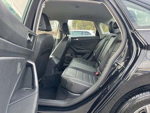 Used 2024 Volkswagen Jetta SE image 26