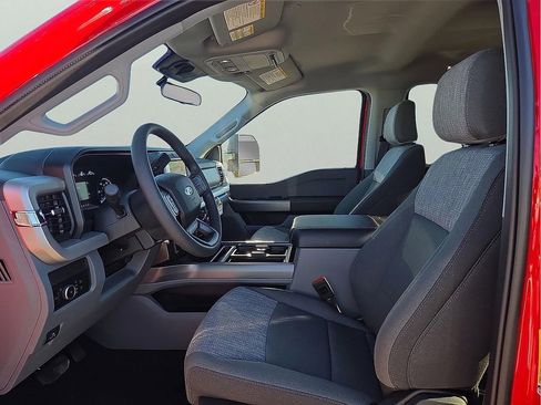 New 2026 Ford F250 XLT w/ FX4 Off-Road Package image 11