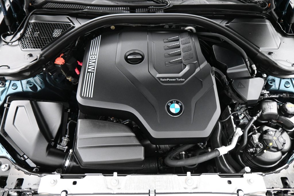 Used 2021 BMW 330i Sedan w/ Convenience Package RWD image 21