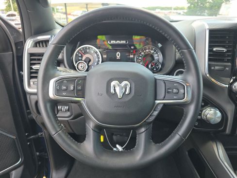 Used 2024 RAM 1500 Laramie AWD/4WD image 15