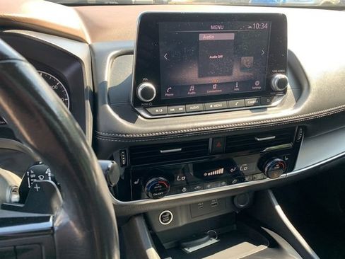 Used 2021 Nissan Rogue SV w/ Premium Package AWD/4WD image 26