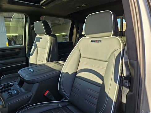 New 2026 GMC Sierra 2500 AT4X image 12