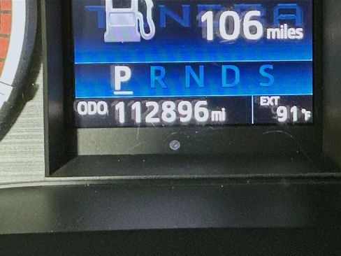 Used 2016 Toyota Tundra Limited w/ Limited Premium Package AWD/4WD image 14