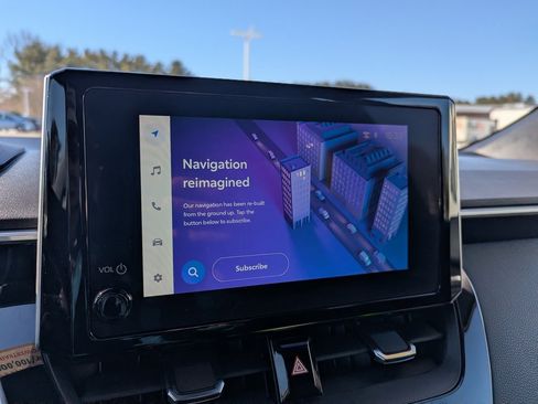 Used 2024 Toyota Corolla SE image 20