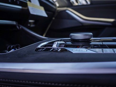 New 2026 BMW X5 sDrive40i w/ M Sport Package image 25