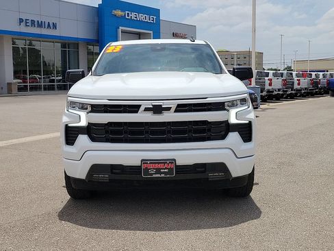 Used 2023 Chevrolet Silverado 1500 RST w/ Z71 Off-Road Package AWD/4WD image 3