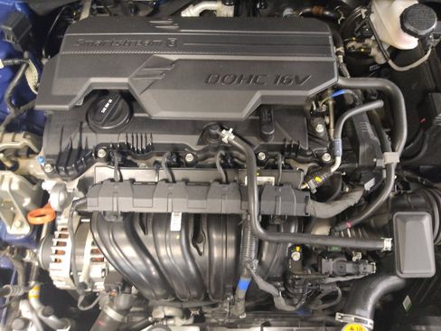 Used 2024 Hyundai Elantra SEL FWD image 30