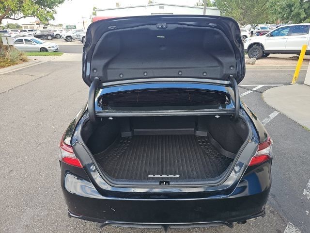 Used 2021 Toyota Camry SE AWD/4WD image 7
