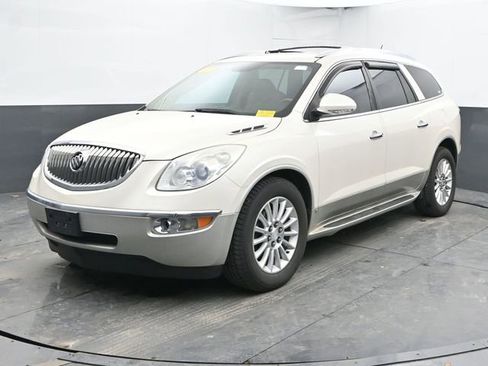Used 2010 Buick Enclave CXL image 5