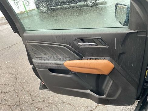 Used 2023 GMC Canyon AT4 w/ Canyon Safety Plus Package image 24