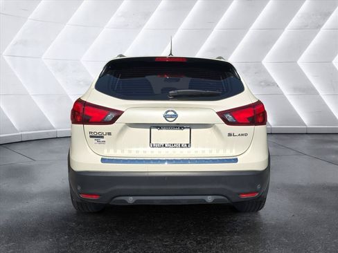 Used 2019 Nissan Rogue Sport SL AWD/4WD image 4