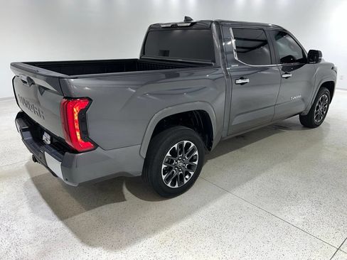 Used 2025 Toyota Tundra Limited AWD/4WD image 5