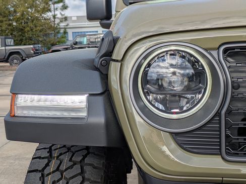 New 2026 Jeep Gladiator Mojave AWD/4WD image 10