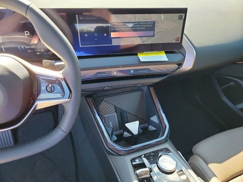 New 2025 BMW X3 xDrive30i w/ Convenience Package image 17