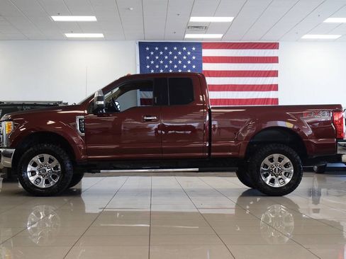 Used 2017 Ford F250 Lariat w/ Chrome Package AWD/4WD image 4