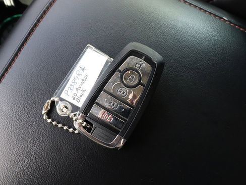 Used 2020 Lincoln Aviator Reserve w/ Equipment Group 201A image 37