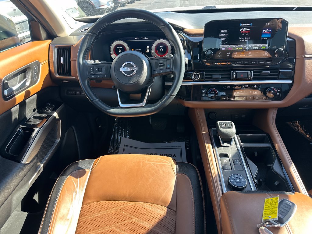 Used 2023 Nissan Pathfinder Platinum w/ Lighting Package (N93) AWD/4WD image 18