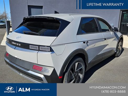 New 2026 Hyundai Ioniq 5 SEL RWD image 13