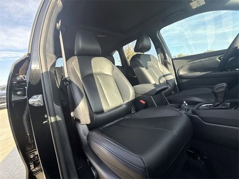 Certified 2025 Subaru Forester Limited w/ Popular Package image 25