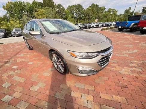 Used 2024 Chevrolet Malibu LT FWD image 38