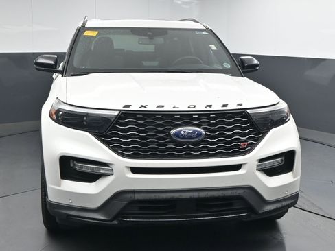 Used 2020 Ford Explorer ST w/ Premium Technology Package image 2