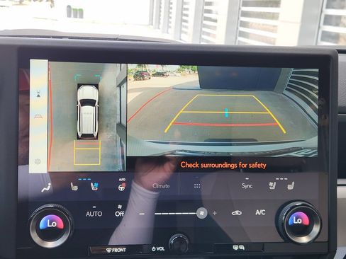 Certified 2024 Lexus GX 550 AWD/4WD image 17