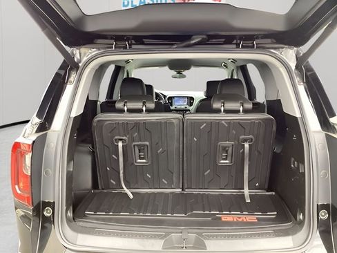 Used 2023 GMC Acadia AT4 w/ Technology Package image 13