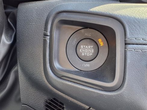 Used 2024 Jeep Wrangler Unlimited Rubicon 4xe image 14