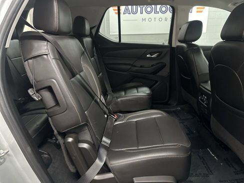 Used 2021 Chevrolet Traverse RS image 39